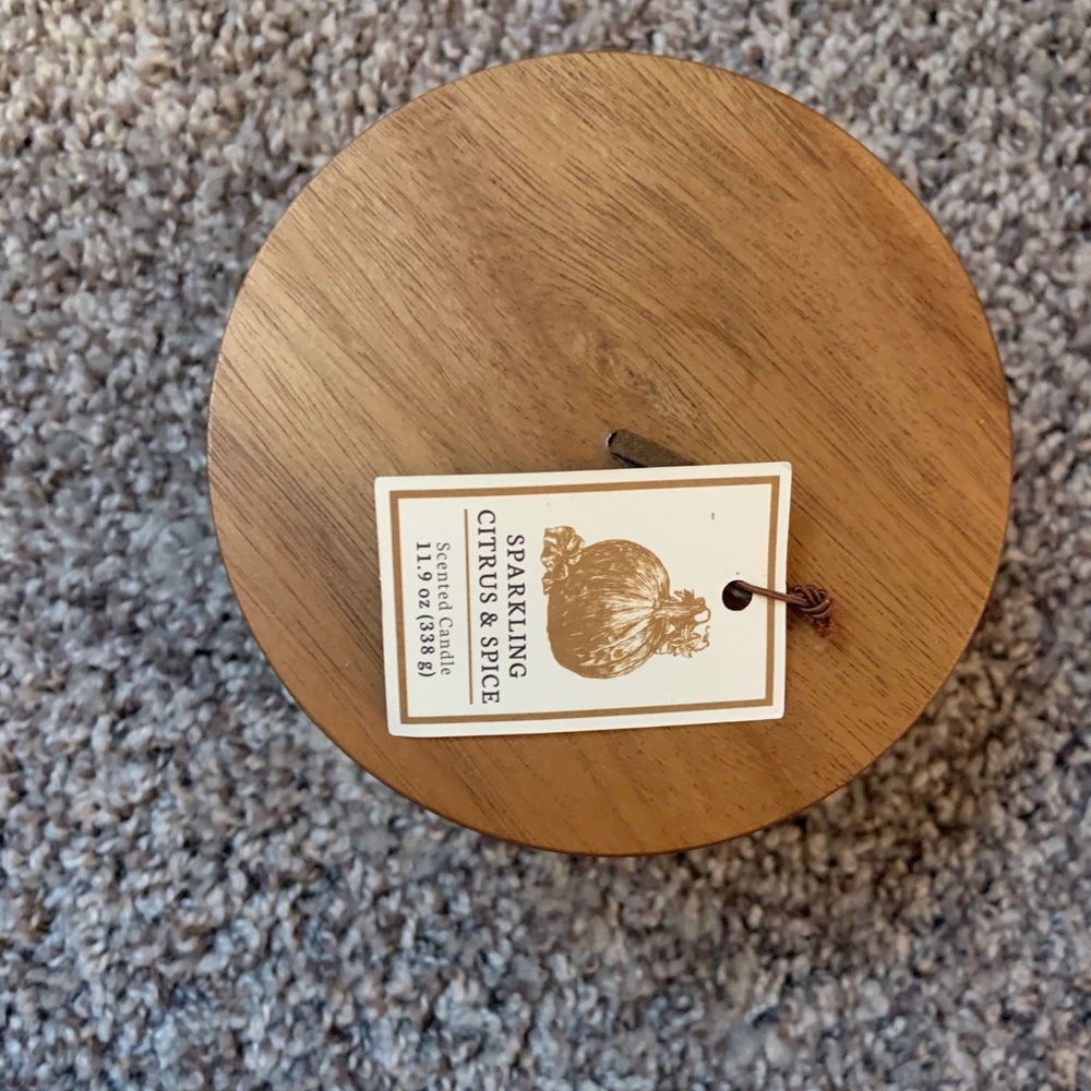 3 wick candle - Picture 2 of 4